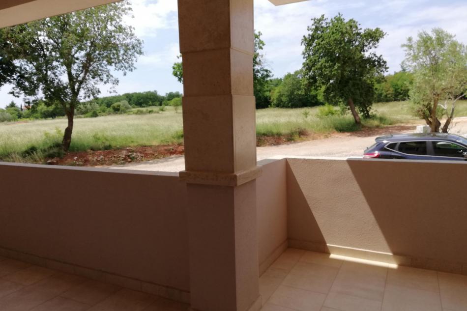 Überdachte größe loggia 12m2 + überdachte Balkon 4m2