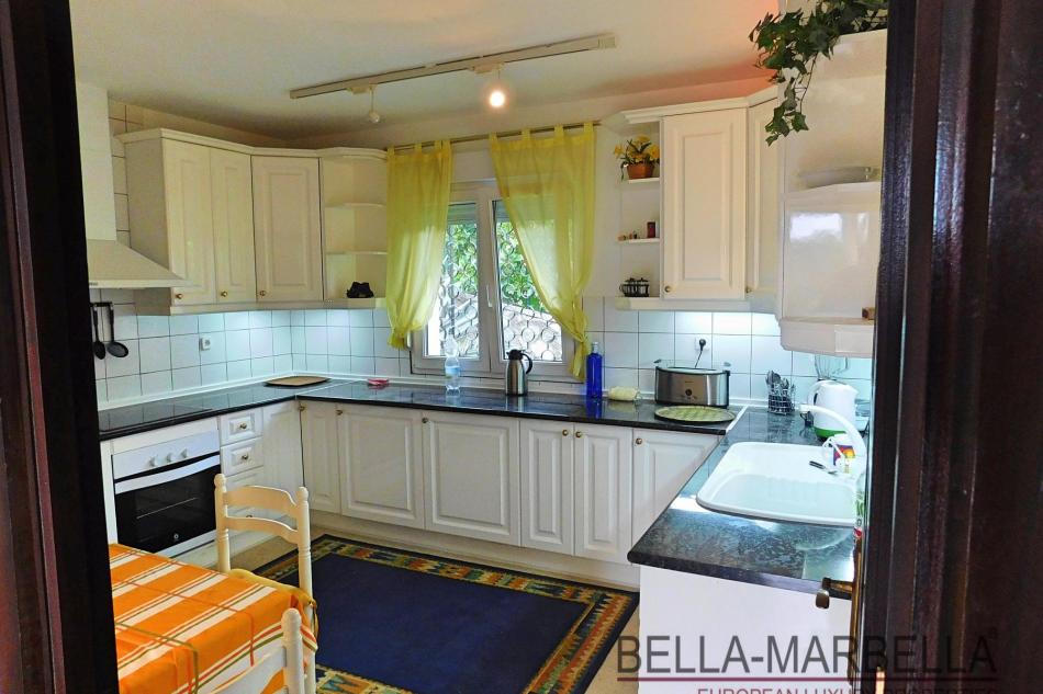 Marbella Chalet mit Pool zu verkaufen