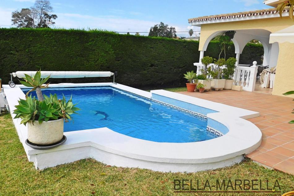 Marbella Chalet mit Pool zu verkaufen