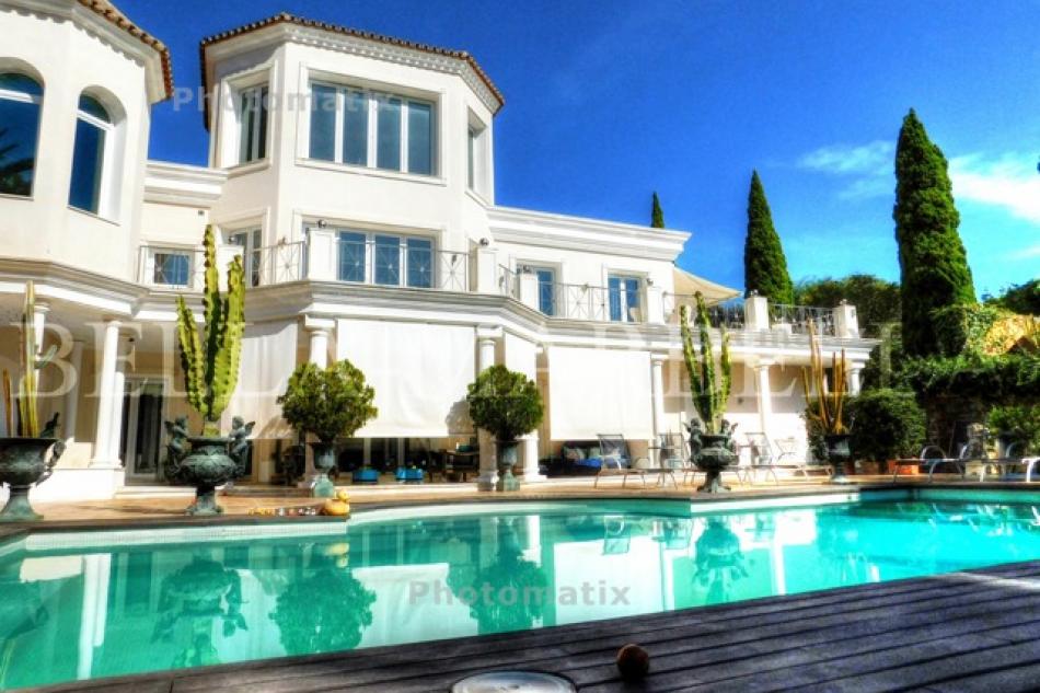 Marbella Elegante Designer Villa zu verkaufen